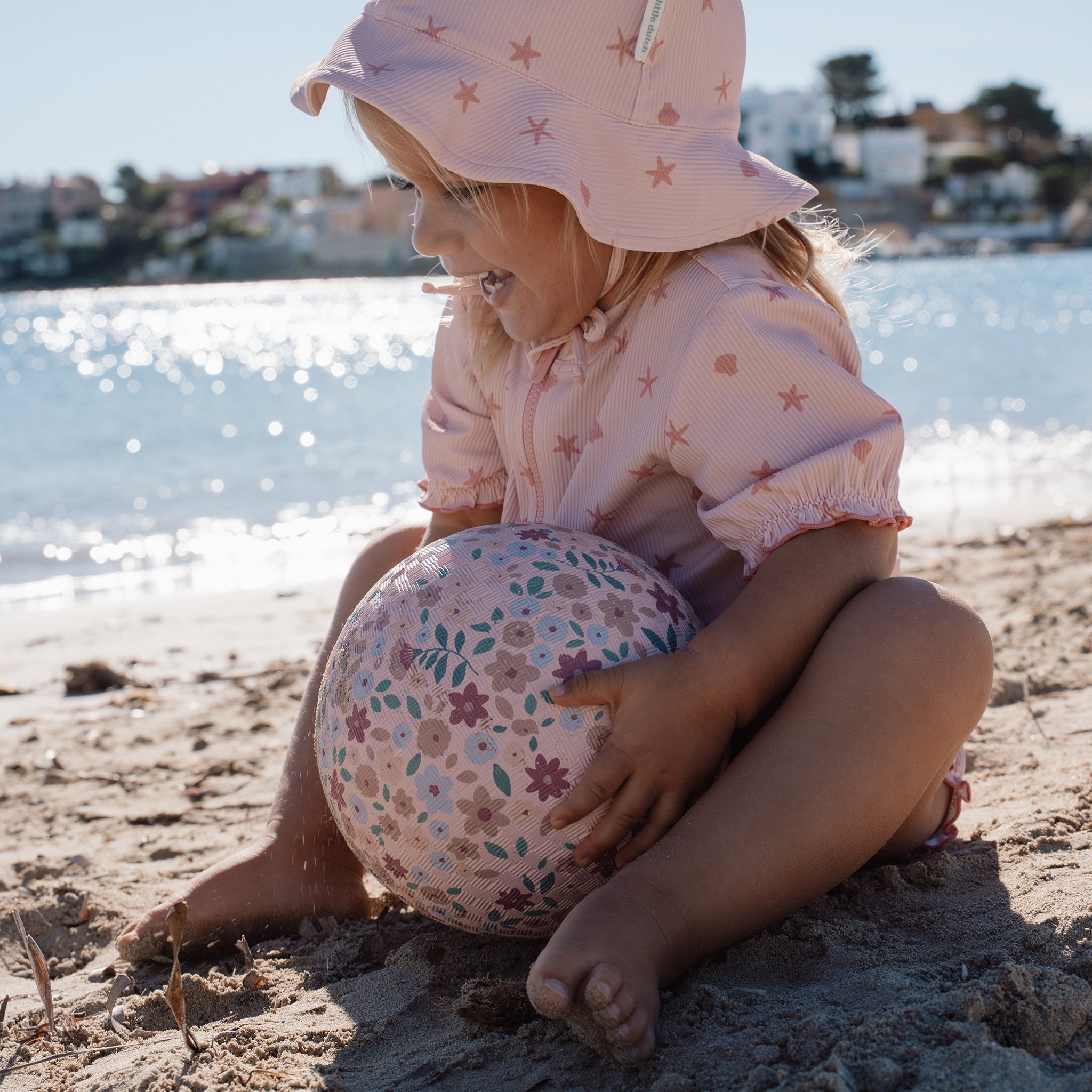 LITTLE DUTCH. Παιδικό καπέλο ήλιου Dreamy Seashells - Νο 1 (41-45εκ.)