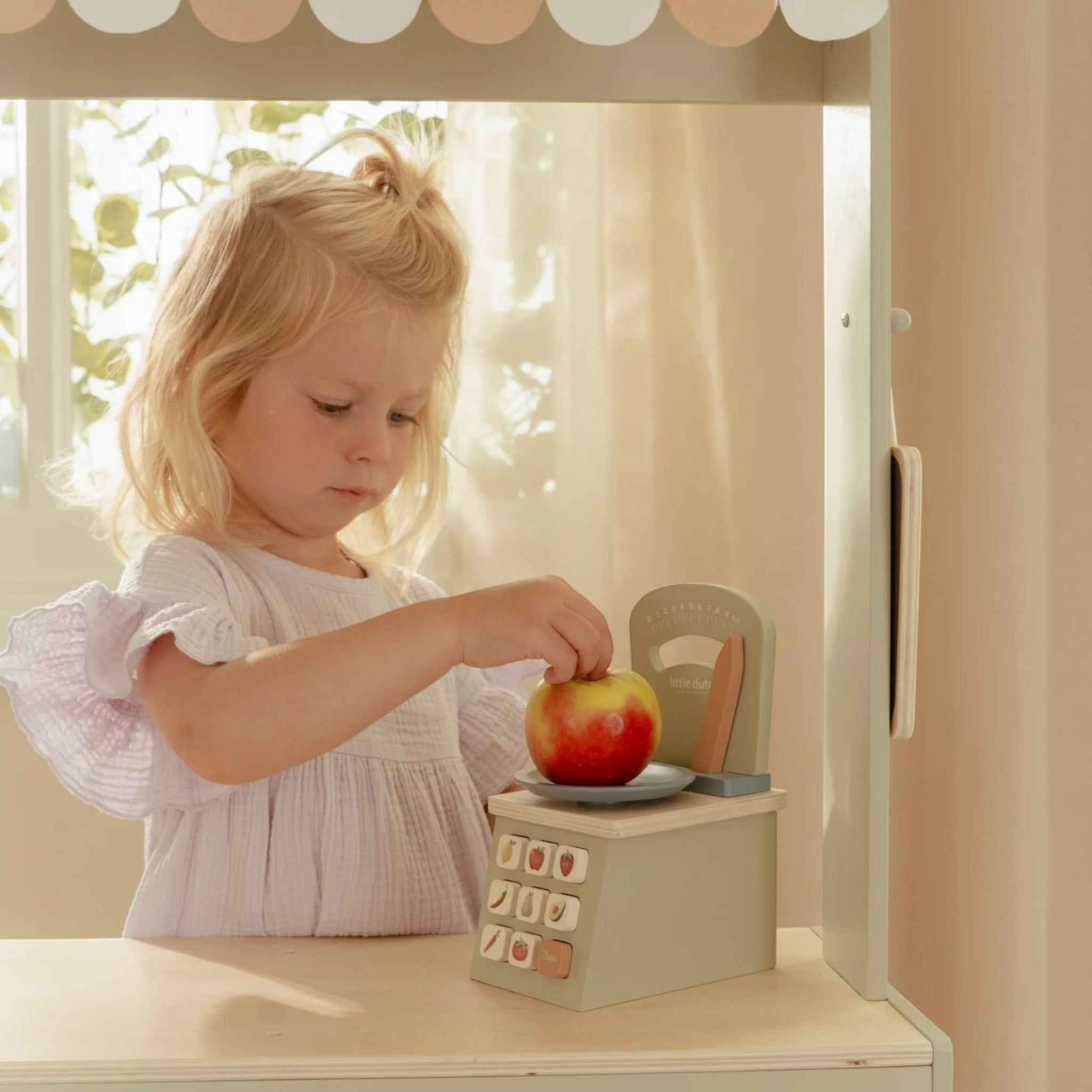 LITTLE DUTCH. Ξύλινη ζυγαριά FSC