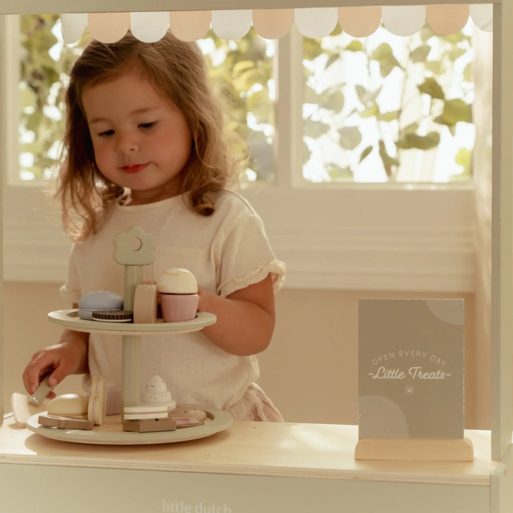 LITTLE DUTCH. Ξύλινη διώροφη πιατέλα με γλυκίσματα FSC
