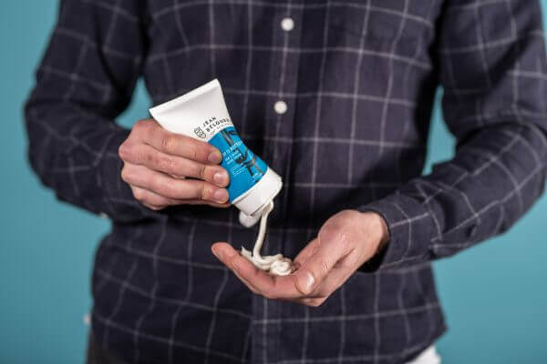 SHAVING CREAM