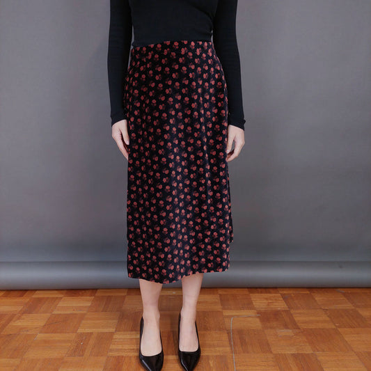 VIN-SKI-33273 Vintage βελουτέ φούστα μαύρη με λουλούδια S