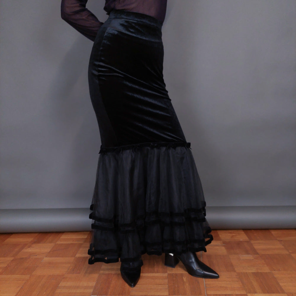 VIN-SKI-32931 Vintage βελουτέ φούστα με τούλι μαύρη XS